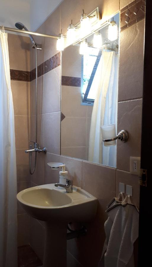 Comoda casa con inmejorable ubicación y servicios Fray Bentos Exterior foto