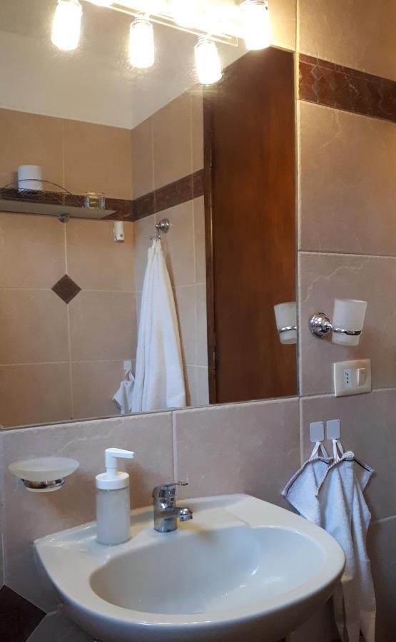 Comoda casa con inmejorable ubicación y servicios Fray Bentos Exterior foto